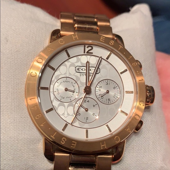 Coach rose gold watch - Picture 6 of 8